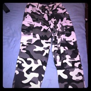 Fashion nova camo pants